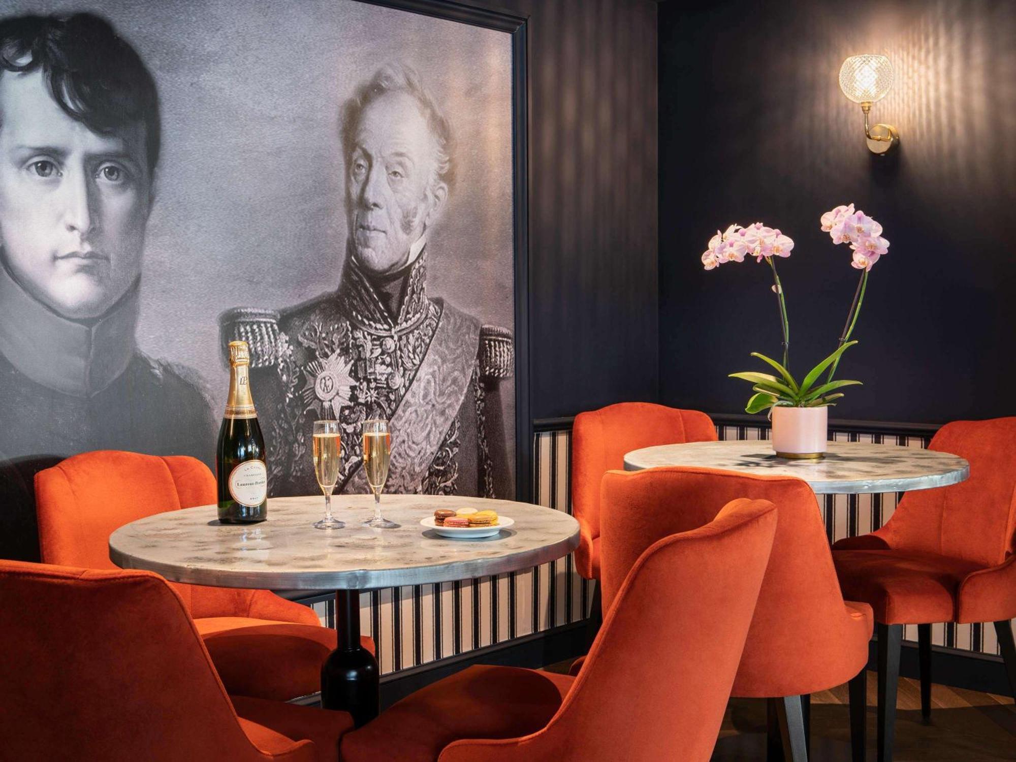 Mercure Versailles Paris Ouest Exterior foto