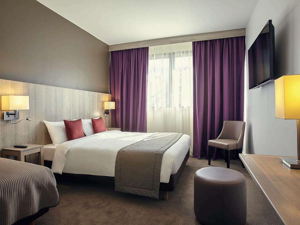 Mercure Versailles Paris Ouest Exterior foto